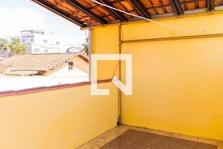 Casa à venda com 100m², 2 quartos e 1 vaga