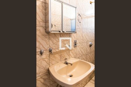 Casa à venda com 100m², 2 quartos e 1 vaga