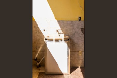 Casa à venda com 100m², 2 quartos e 1 vaga