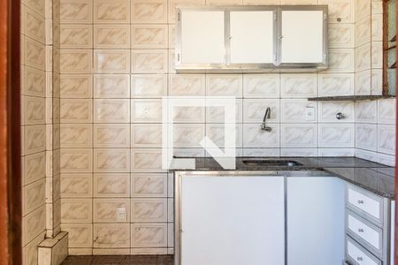 Casa à venda com 100m², 2 quartos e 1 vaga