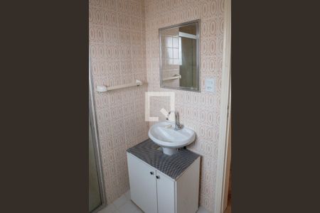 Banheiro de apartamento para alugar com 1 quarto, 53m² em Vila Anglo Brasileira, São Paulo