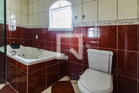 Casa para alugar com 500m², 2 quartos e sem vaga Casa para alugar com 500m², 2 quartos e sem vagaBanheiro Quarto 2