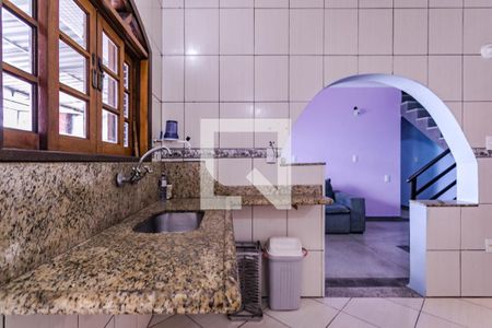 Casa para alugar com 500m², 2 quartos e sem vaga Casa para alugar com 500m², 2 quartos e sem vagaCozinha