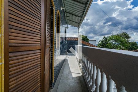 Casa para alugar com 500m², 2 quartos e sem vaga Casa para alugar com 500m², 2 quartos e sem vagaVaranda