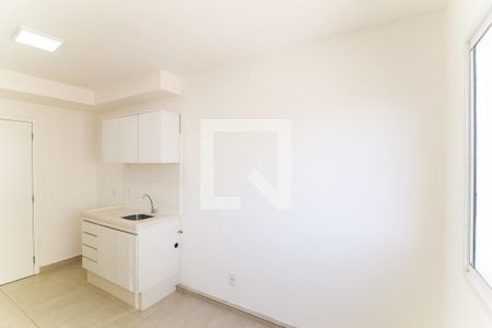 Sala de apartamento para alugar com 1 quarto, 28m² em Paraíso do Morumbi, São Paulo