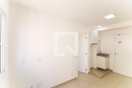 Sala de apartamento para alugar com 1 quarto, 28m² em Paraíso do Morumbi, São Paulo