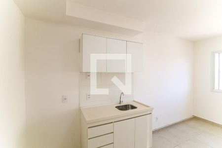 Cozinha de apartamento para alugar com 1 quarto, 28m² em Paraíso do Morumbi, São Paulo