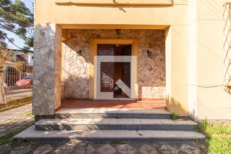 Casa à venda com 300m², 5 quartos e 1 vaga Casa à venda com 300m², 5 quartos e 1 vagaFachada