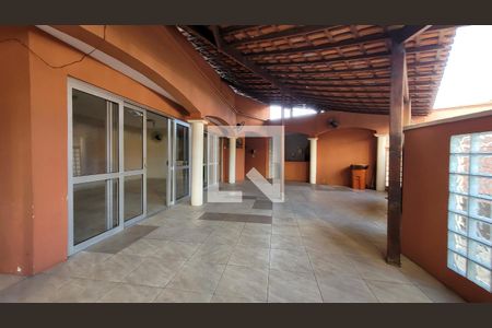 Apartamento para alugar com 50m², 2 quartos e 1 vaga Apartamento para alugar com 50m², 2 quartos e 1 vagaÁrea comum - Churrasqueira