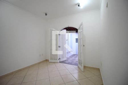 Casa para alugar com 191m², 6 quartos e 4 vagasSuíte 