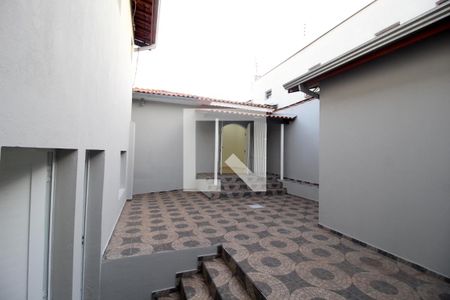 Casa para alugar com 191m², 6 quartos e 4 vagasQuintal
