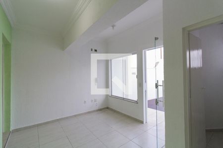 Sala de casa para alugar com 2 quartos, 177m² em Vila Jardini, Sorocaba
