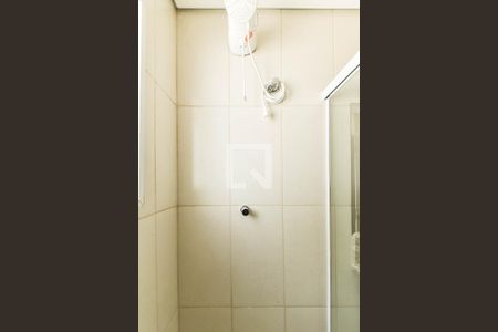 Casa de condomínio para alugar com 250m², 4 quartos e 2 vagas Casa de condomínio para alugar com 250m², 4 quartos e 2 vagasBanheiro da Suíte 3