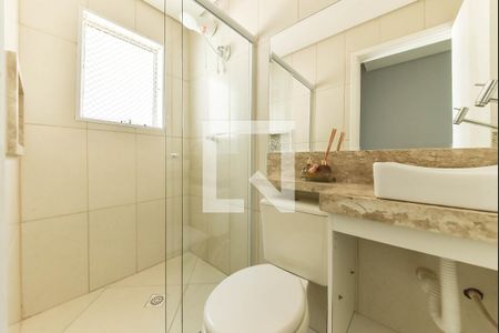 Casa de condomínio para alugar com 250m², 4 quartos e 2 vagas Casa de condomínio para alugar com 250m², 4 quartos e 2 vagasBanheiro da Suíte 3