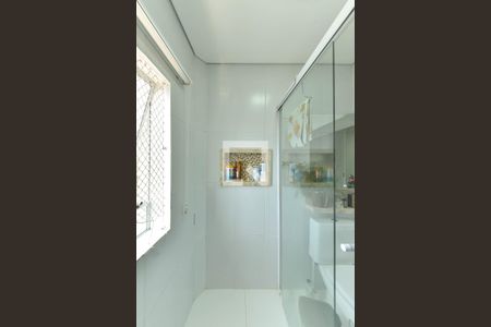 Casa de condomínio para alugar com 250m², 4 quartos e 2 vagas Casa de condomínio para alugar com 250m², 4 quartos e 2 vagasSuíte 4 - Banheiro