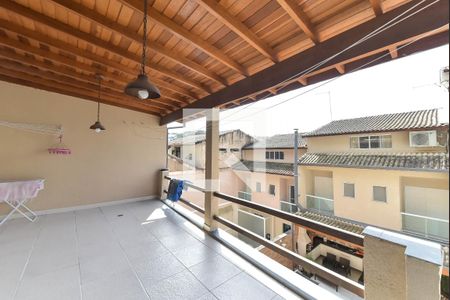Casa de condomínio para alugar com 250m², 4 quartos e 2 vagas Casa de condomínio para alugar com 250m², 4 quartos e 2 vagasÁrea de Serviço