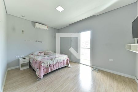 Casa de condomínio para alugar com 250m², 4 quartos e 2 vagas Casa de condomínio para alugar com 250m², 4 quartos e 2 vagasSuíte 1