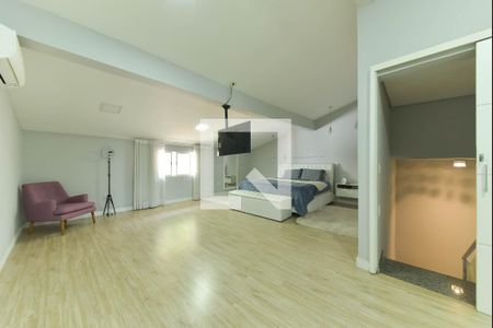 Casa de condomínio para alugar com 250m², 4 quartos e 2 vagas Casa de condomínio para alugar com 250m², 4 quartos e 2 vagasSuíte 4