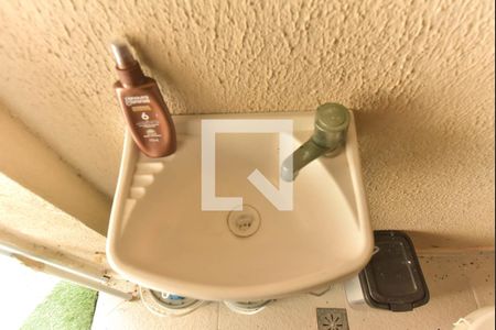 Casa de condomínio para alugar com 250m², 4 quartos e 2 vagas Casa de condomínio para alugar com 250m², 4 quartos e 2 vagasLavabo Piscina