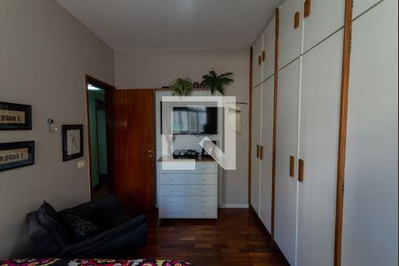 Apartamento à venda com 155m², 4 quartos e 1 vagaQuarto 2