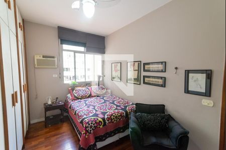 Apartamento à venda com 155m², 4 quartos e 1 vagaQuarto 2