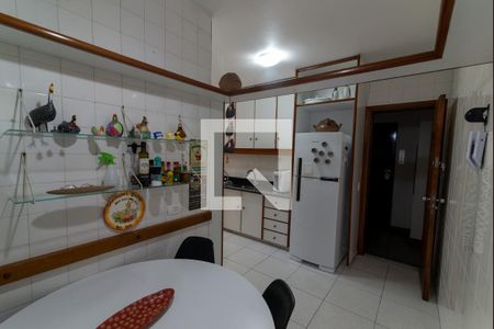 Apartamento à venda com 155m², 4 quartos e 1 vagaCozinha