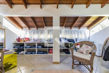 Casa à venda com 350m², 3 quartos e sem vagaCloset