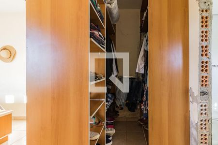 Casa à venda com 350m², 3 quartos e sem vagaCloset