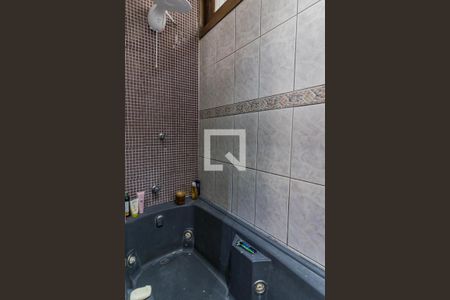 Casa à venda com 350m², 3 quartos e sem vagaBanheiro