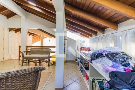 Casa à venda com 350m², 3 quartos e sem vagaCloset