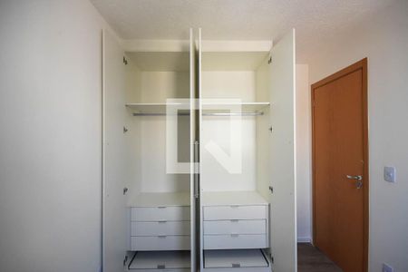 Apartamento para alugar com 43m², 2 quartos e sem vaga Apartamento para alugar com 43m², 2 quartos e sem vagaArmário do quarto 1