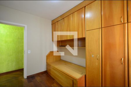 Apartamento para alugar com 79m², 3 quartos e 2 vagasQuarto 2