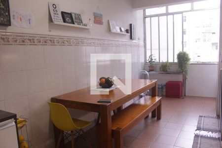 Apartamento à venda com 180m², 3 quartos e 1 vagaCozinha