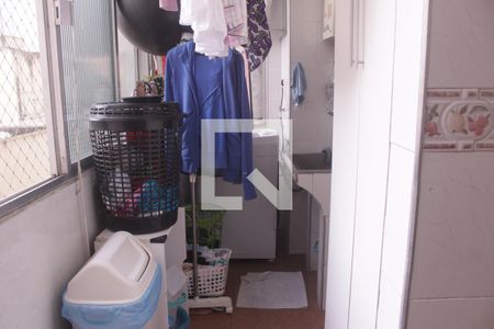 Apartamento à venda com 180m², 3 quartos e 1 vagaÁrea de Serviço