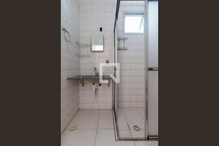 Banheiro de apartamento à venda com 3 quartos, 63m² em Cidade Líder, São Paulo