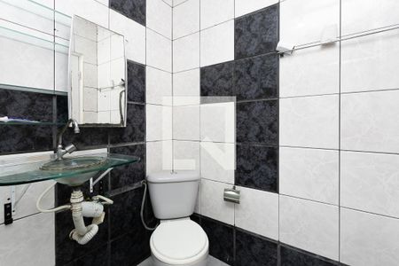 Casa para alugar com 90m², 3 quartos e sem vaga Casa para alugar com 90m², 3 quartos e sem vagaBanheiro