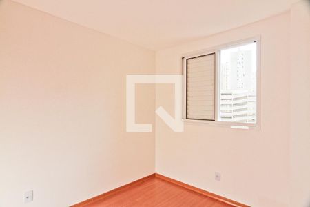 Quarto 1 de apartamento para alugar com 2 quartos, 44m² em Jardim Iris, São Paulo