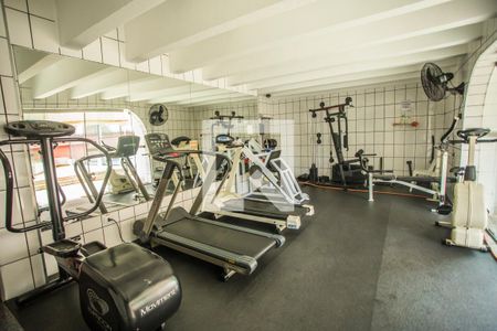 Apartamento para alugar com 47m², 1 quarto e 1 vaga Apartamento para alugar com 47m², 1 quarto e 1 vagaÁrea comum - Academia
