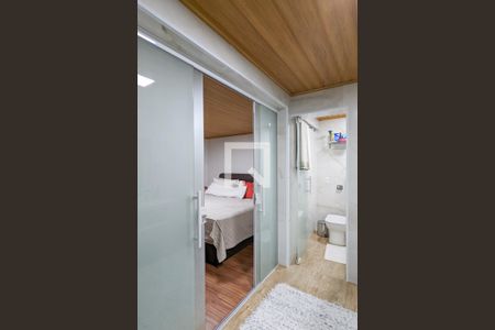 Casa à venda com 300m², 3 quartos e 2 vagasBanheiro da suíte