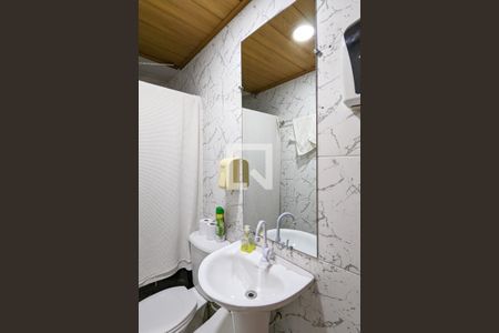 Casa à venda com 300m², 3 quartos e 2 vagasBanheiro