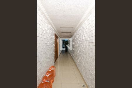 Casa à venda com 300m², 3 quartos e 2 vagasCorredor