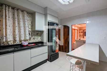 Casa à venda com 300m², 3 quartos e 2 vagasCozinha