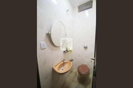 lavabo de casa para alugar com 3 quartos, 172m² em Vila Aurora (zona Norte), São Paulo
