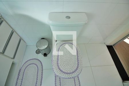 Casa à venda com 274m², 3 quartos e 8 vagas Banheiro do Quarto 1 - Suíte