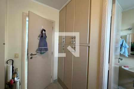 Apartamento para alugar com 180m², 4 quartos e 3 vagas Apartamento para alugar com 180m², 4 quartos e 3 vagasQuarto de Serviço