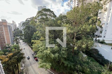 Apartamento para alugar com 180m², 4 quartos e 3 vagas Apartamento para alugar com 180m², 4 quartos e 3 vagasVista da Sacada