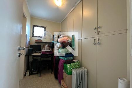 Apartamento para alugar com 180m², 4 quartos e 3 vagas Apartamento para alugar com 180m², 4 quartos e 3 vagasQuarto de Serviço