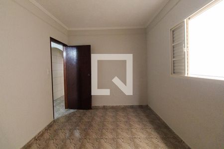 Quarto 1 de casa à venda com 2 quartos, 80m² em Jardim Tietê, São Paulo