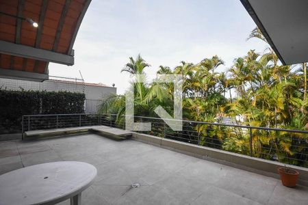 Varanda de casa para alugar com 4 quartos, 742m² em Jardim Morumbi, São Paulo