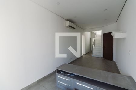 Sala 1 de apartamento para alugar com 2 quartos, 155m² em Perdizes, São Paulo